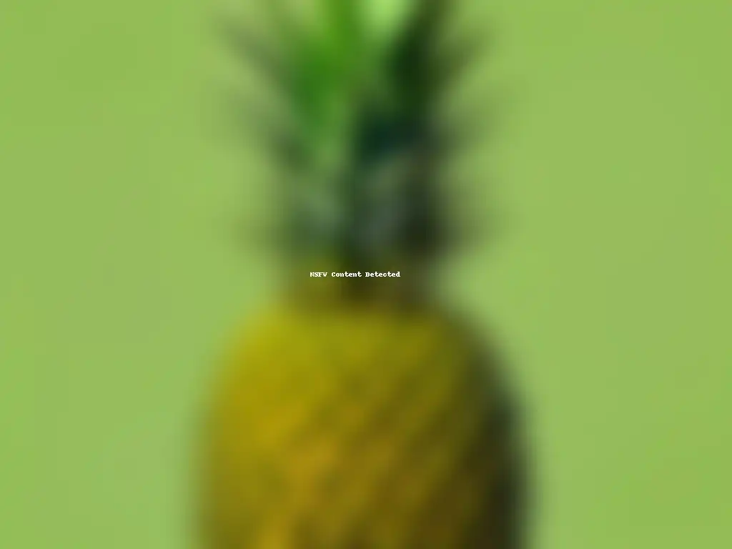 Imagen minimalista de una piña partida en dos, con textura detallada y colores suaves